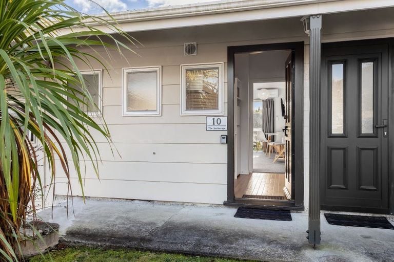 Photo of property in 4k Rutland Street, Picton, 7220