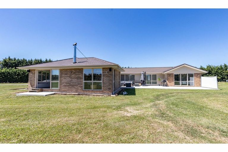 Photo of property in 60 Rands Road, Fernside, Rangiora, 7471