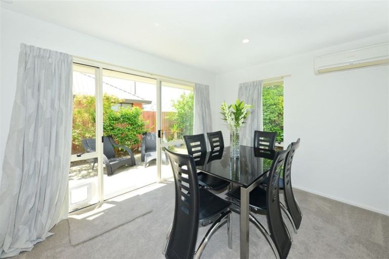 Photo of property in 30a Althorp Place, Avonhead, Christchurch, 8042