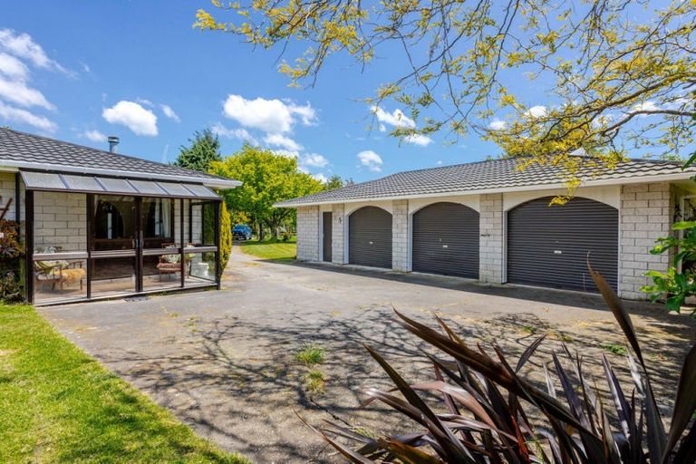 Photo of property in 292 Tamaki River Road, Dannevirke, 4972