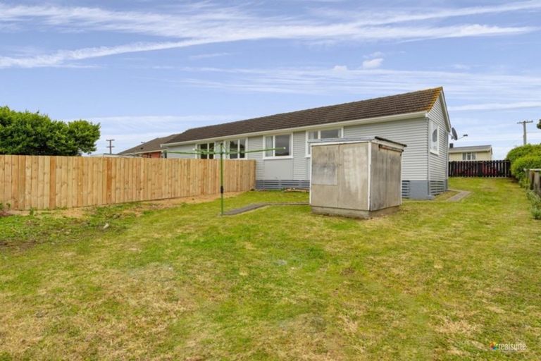 Photo of property in 21a Miranda Street, Cannons Creek, Porirua, 5024