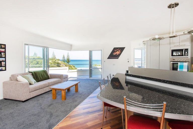 Photo of property in 33 Sirrah Street, Okitu, Gisborne, 4010