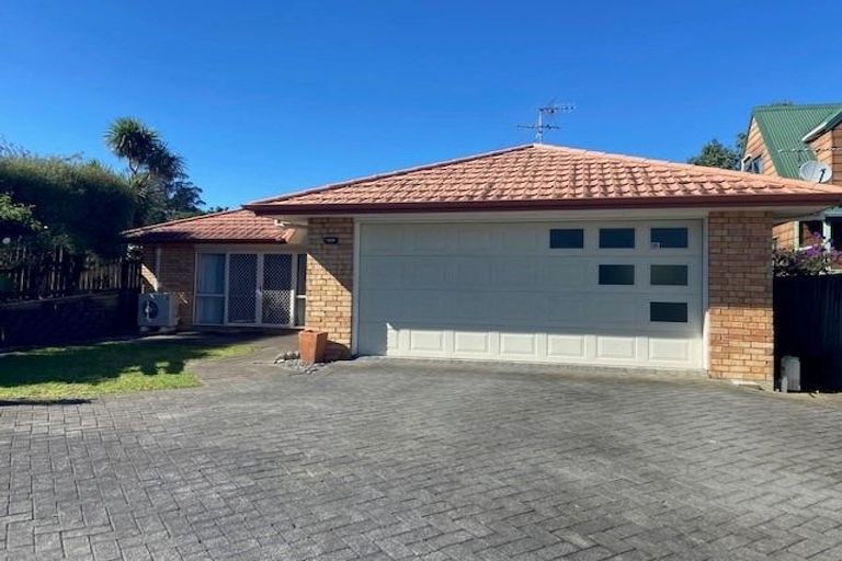 Photo of property in 56a Vodanovich Road, Te Atatu South, Auckland, 0610
