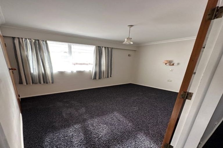 Photo of property in 2 Keir Crescent, Lansdowne, Masterton, 5810
