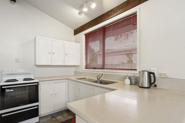 Photo of property in 2/17 Sandra Street, South New Brighton, Christchurch, 8062