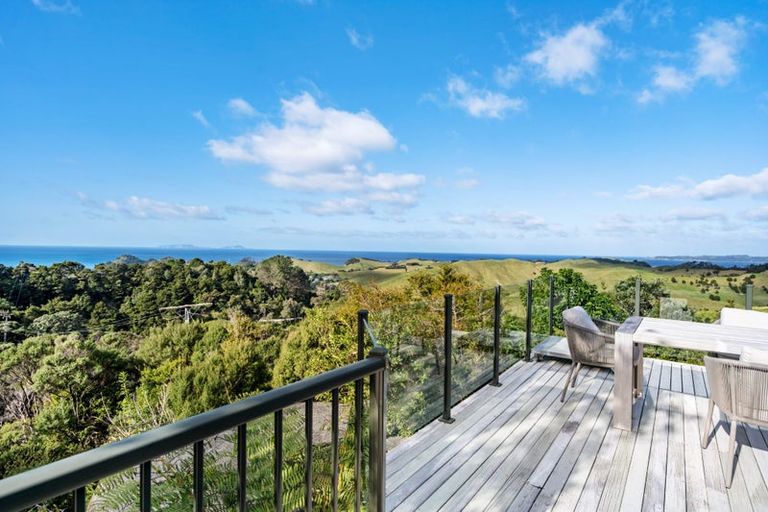 Photo of property in 347 Rockell Road, Whananaki, Hikurangi, 0181