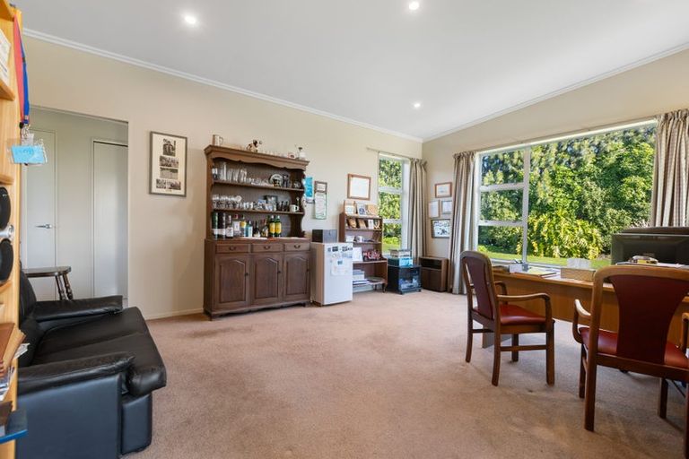 Photo of property in 172 Kaipikari Road Upper, Urenui, 4375