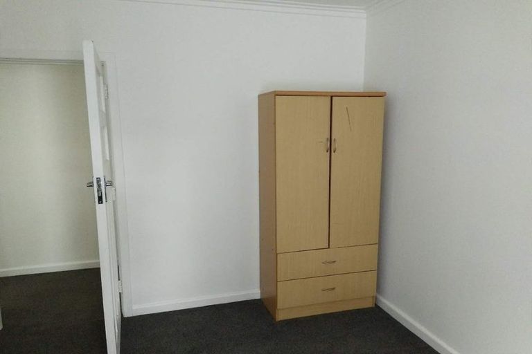 Photo of property in 17 Larsen Court, Roslyn, Palmerston North, 4414