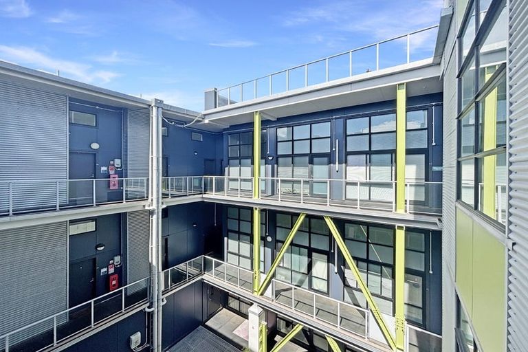 Photo of property in Urbane Apartments, 50/29 Webb Street, Mount Cook, Wellington, 6011