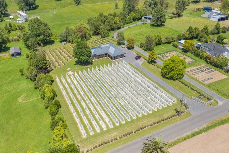 Photo of property in 85 Papaitonga Lake Road, Ohau, 5570