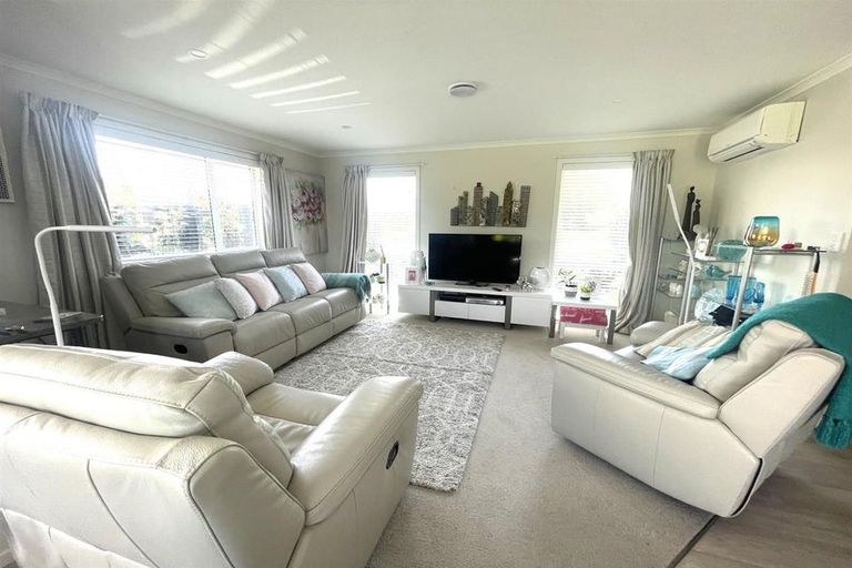 Photo of property in 19 Eric Batchelor Place, Waimate, 7924