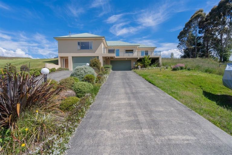 Photo of property in 25 Muriwai Drive, Manapouri, 9679
