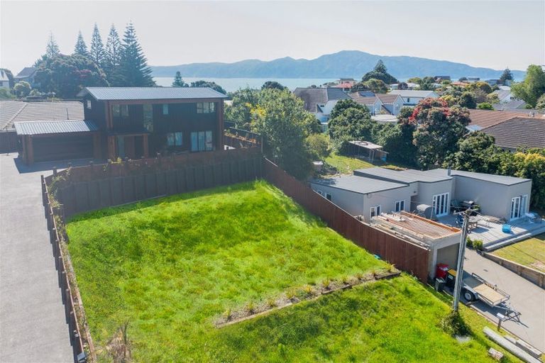 Photo of property in 129b Matatua Road, Raumati Beach, Paraparaumu, 5032