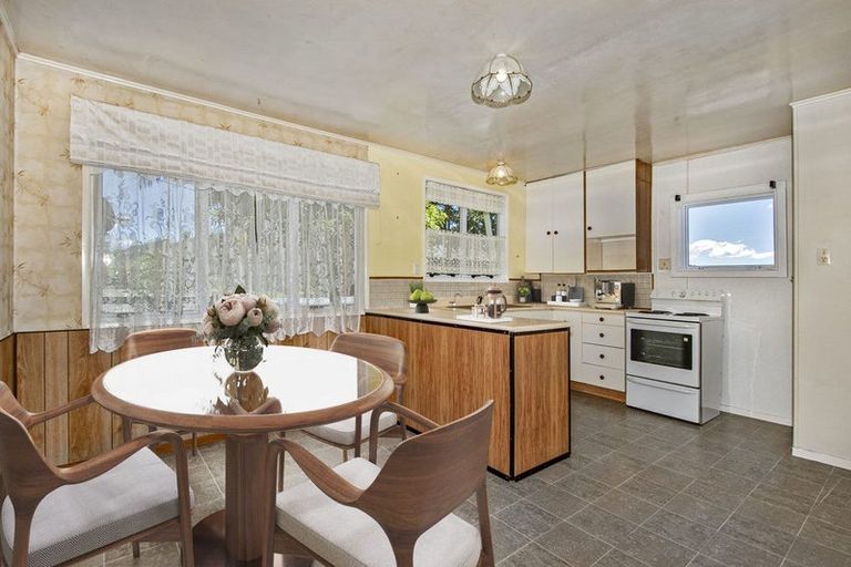 Photo of property in 63 Ogle Crescent, Te Kamo, Whangarei, 0112