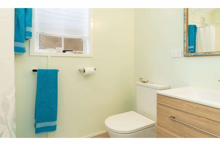 Photo of property in 12 Baska Voda Drive, Kerikeri, 0230