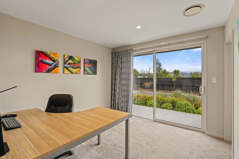 Photo of property in 7 Mallard Street, Albert Town, Wanaka, 9305