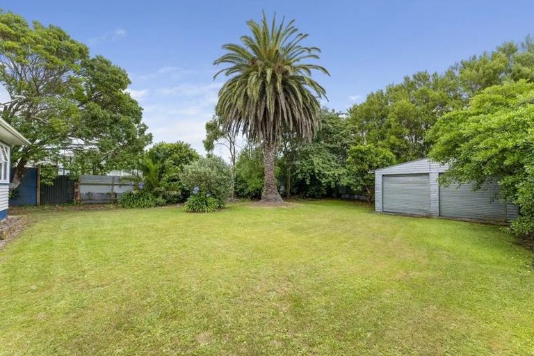 Photo of property in 20 Mckenzie Street, Levin, 5510