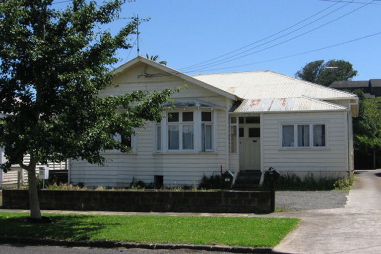 Photo of property in 15 Beckenham Avenue, Royal Oak, Auckland, 1023
