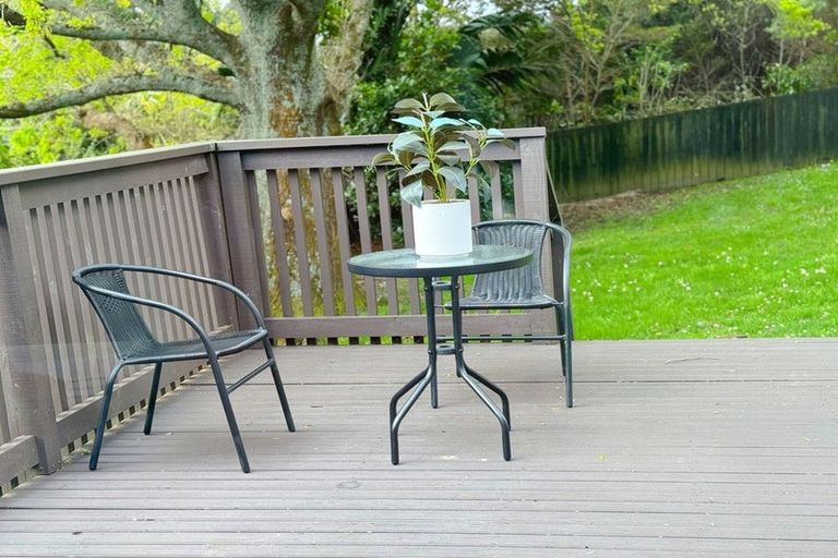 Photo of property in 21 Croydon Road, New Lynn, Auckland, 0600