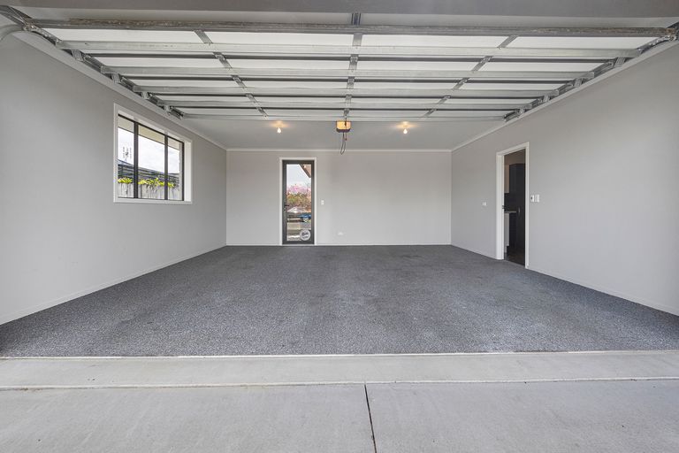 Photo of property in 2 Kowhai Drive, Cambridge, 3434