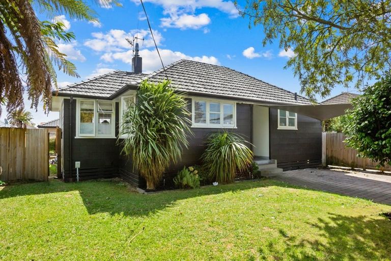 Photo of property in 19 Willis Street, Bader, Hamilton, 3206