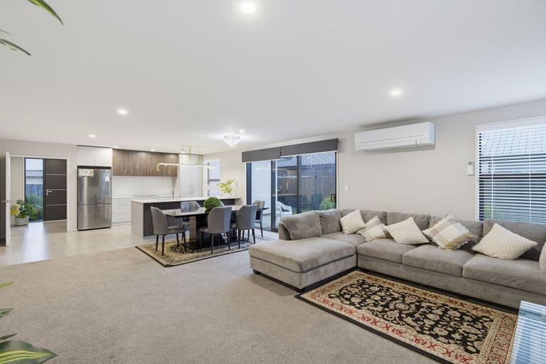 Photo of property in 15 Marcoola Drive, Rolleston, 7614