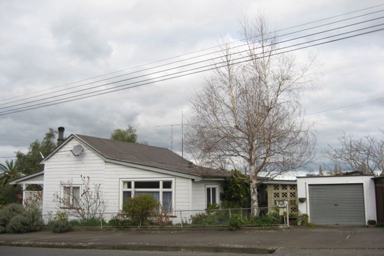 Photo of property in 57 Waverley Street, Waipawa, 4210