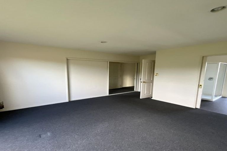 Photo of property in 6 Blue Gum Place, New Brighton, Christchurch, 8083
