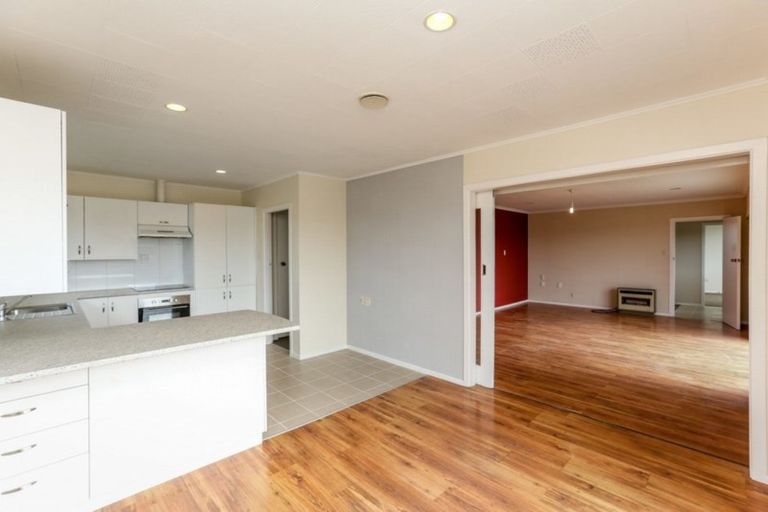 Photo of property in 3 Severn Place, Spotswood, New Plymouth, 4310