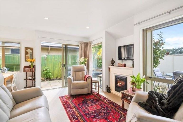 Photo of property in 464a Halswell Road, Halswell, Christchurch, 8025