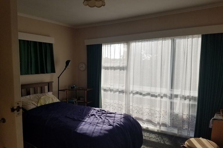 Photo of property in 24 Newhaven Terrace, Mairangi Bay, Auckland, 0630