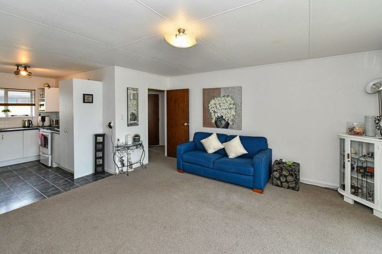Photo of property in 3/50 Kenderdine Road, Papatoetoe, Auckland, 2025