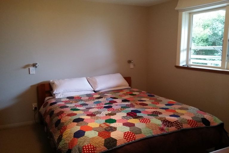 Photo of property in 98a Totara Road, Miramar, Wellington, 6022