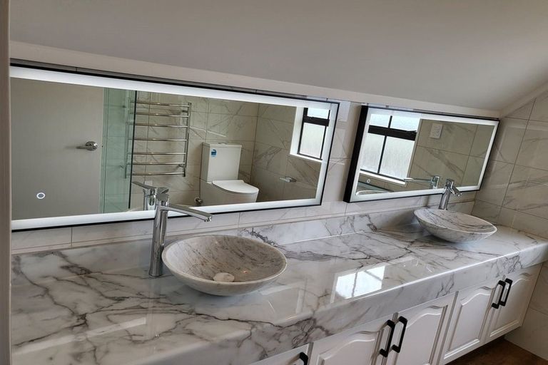 Photo of property in 30 Satara Crescent, Khandallah, Wellington, 6035