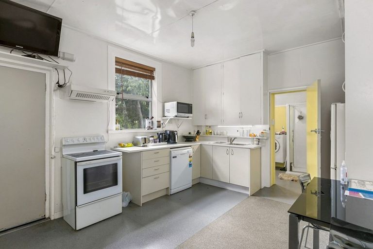 Photo of property in 135 Leith Street, Dunedin Central, Dunedin, 9016