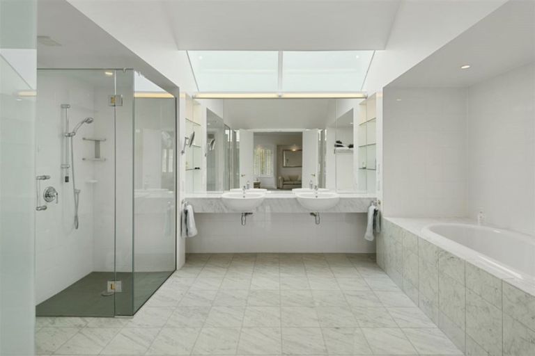 Photo of property in 40 Clissold Street, Merivale, Christchurch, 8014