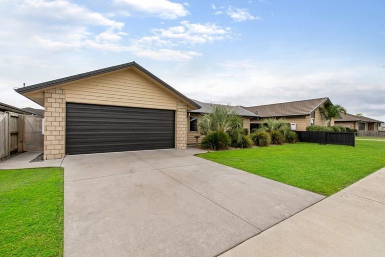 Photo of property in 6 Hebe Crescent, Papamoa Beach, Papamoa, 3118