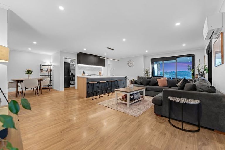 Photo of property in 100 Hitchen Road, Pokeno, 2402