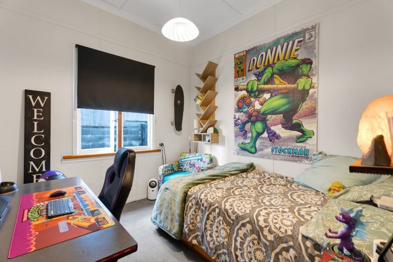 Photo of property in 33 Gaine Street, New Plymouth, 4310