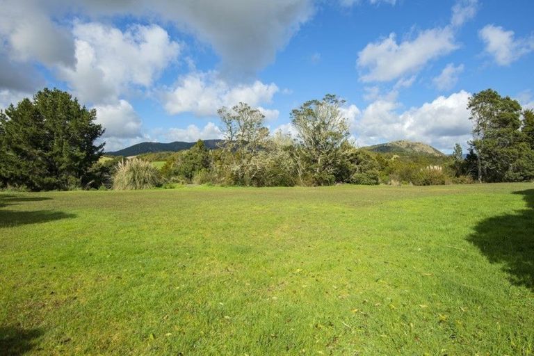 Photo of property in 27 Opouteke Road, Pakotai, Whangarei, 0172