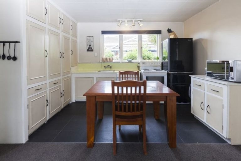 Photo of property in 159 Langdons Road, Northcote, Christchurch, 8052