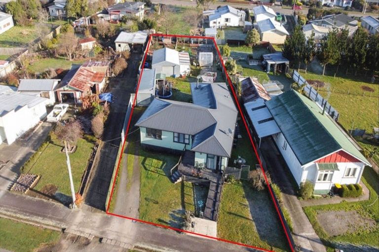 Photo of property in 6 Otanga Street, Dannevirke, 4930
