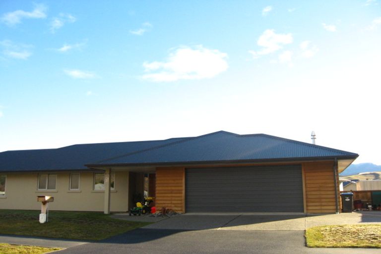 Photo of property in 50 Erskine Street, Lake Hayes, Queenstown, 9304