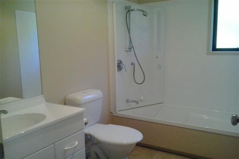 Photo of property in 11 Forsyth Grove, Brooklyn, Wellington, 6021