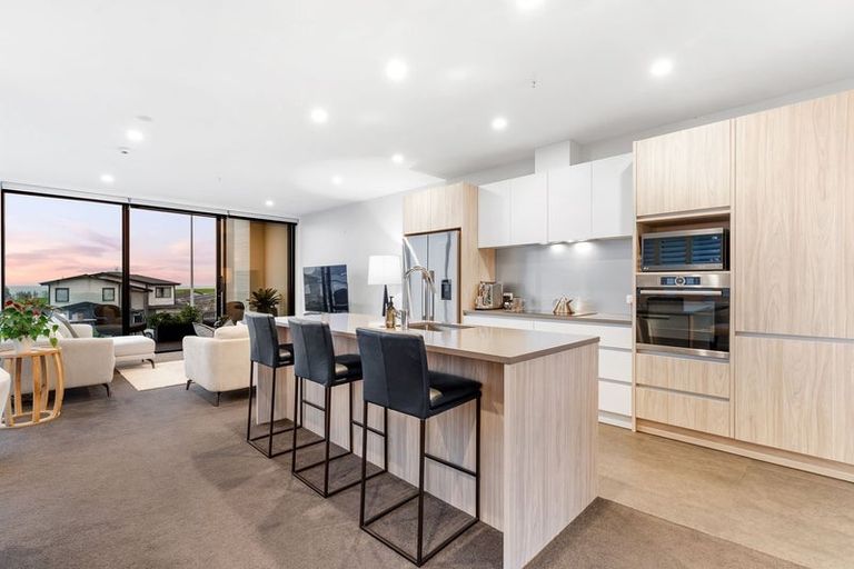 Photo of property in 201/64 Te Oneroa Way, Long Bay, Auckland, 0630