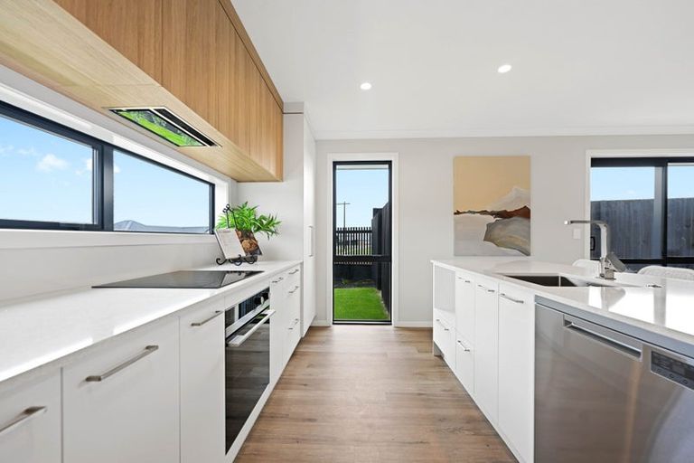 Photo of property in 3 Celeste Terrace, Peacocke, 3206