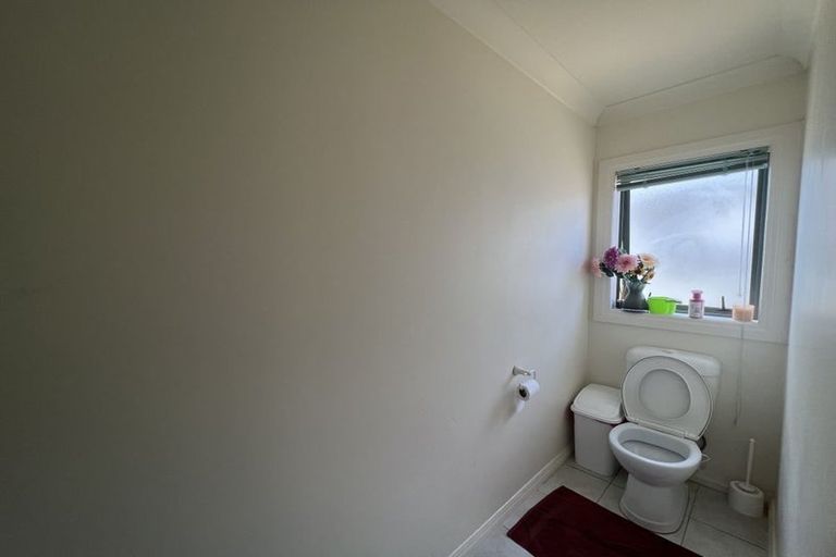 Photo of property in 155c Hobsonville Road, West Harbour, Auckland, 0618