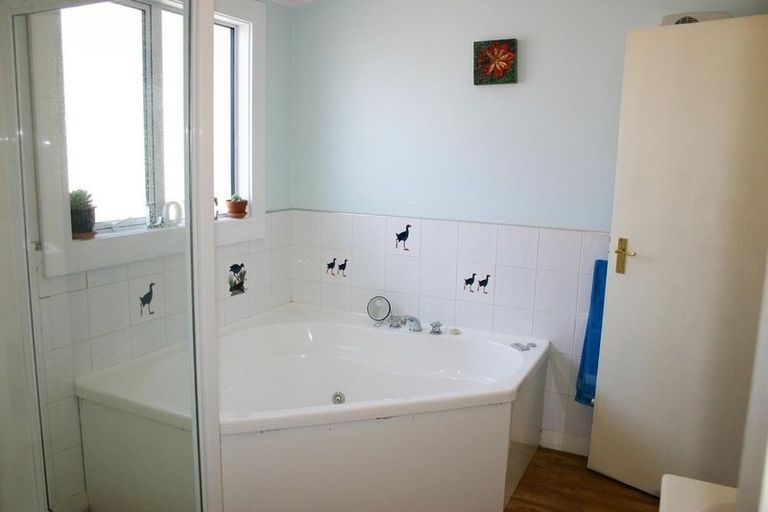 Photo of property in 40 Shaw Road, Glenpark, Palmerston, 9481