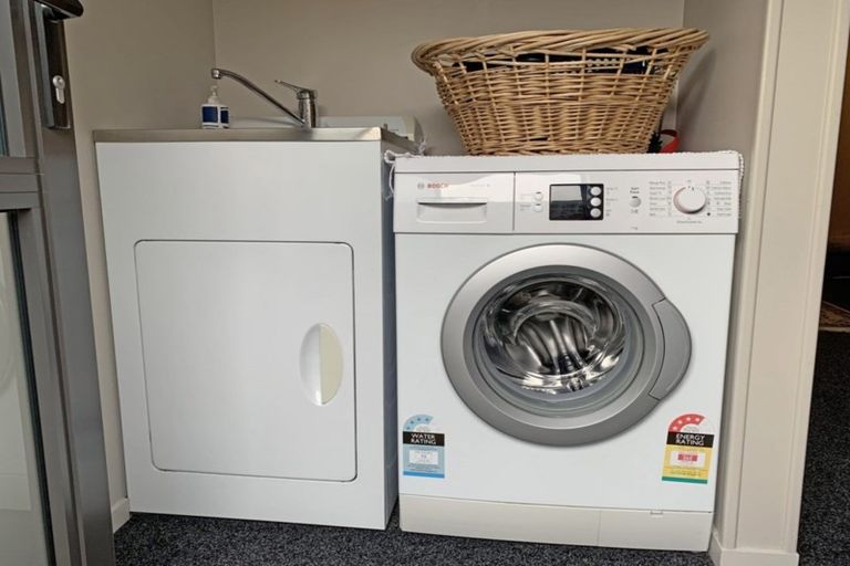 Photo of property in 13 Belgrove Drive, Waipukurau, 4200