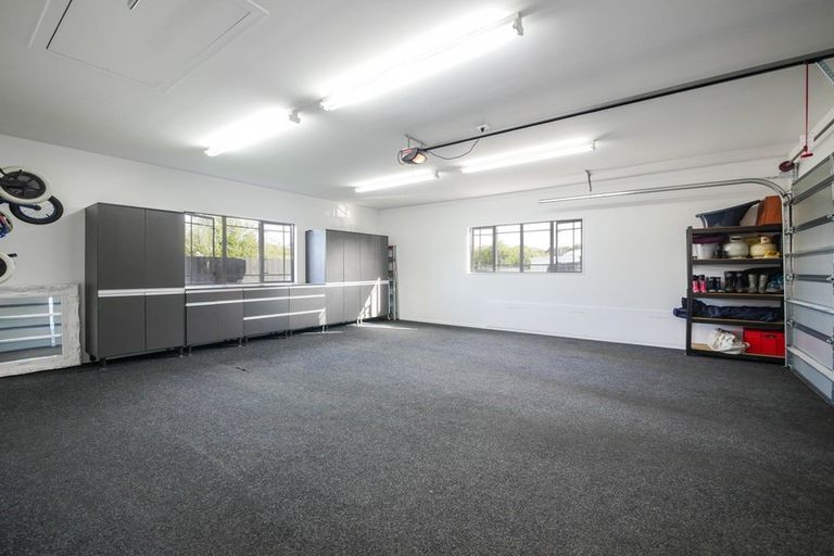 Photo of property in 34 Sunninghurst Drive, Fairfield, Dunedin, 9018